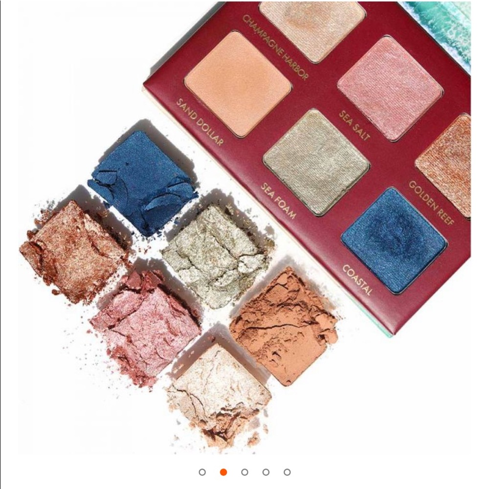WANDERESS™ SEASCAPE EYESHADOW PALETTE